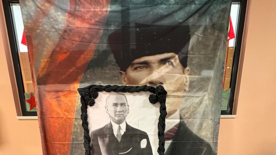 10 Kasım Atatürk'ü Anma Günü